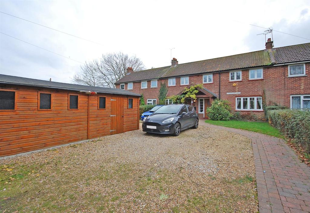 Coopers Cottages, Coopers Lane, Great Leighs, Chelmsford 4 bed terraced