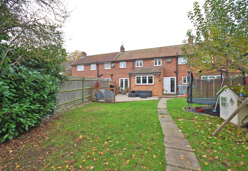 Coopers Cottages, Coopers Lane, Great Leighs, Chelmsford 4 bed terraced