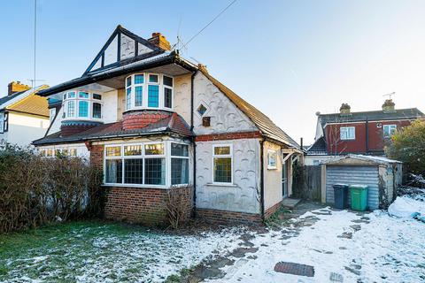 17 Kenilworth Road, Epsom, KT17 2NF