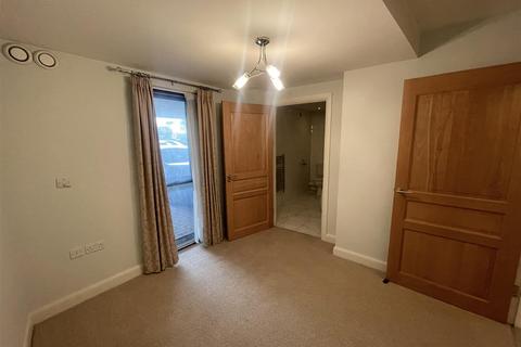 Apartment 1, The Waters Edge Beachway, Barry, CF62 6UD