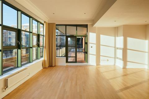2 bedroom flat for sale - William Hunt Mansions, Barnes, SW13