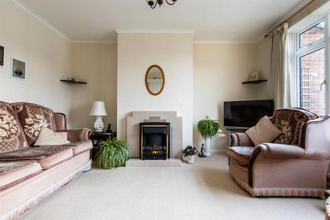 2, West Cottages Hill Road, Hindhead, GU26 6QW