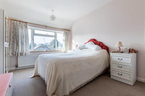 2, West Cottages Hill Road, Hindhead, GU26 6QW