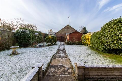 2, West Cottages Hill Road, Hindhead, GU26 6QW