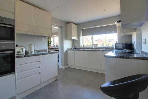 8 Bell Close, Bawdeswell, Dereham, NR20 4SL