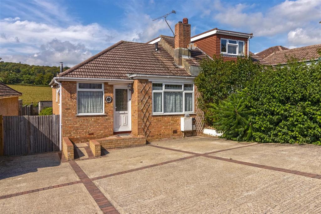 Herbert Road, Sompting, Lancing 2 bed semidetached bungalow for sale