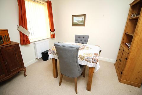 2 bedroom apartment for sale, Retirement apartment just a stone's throw from the shops in Yatton