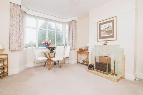 3 Bradbury Road, Solihull, B92 8AE