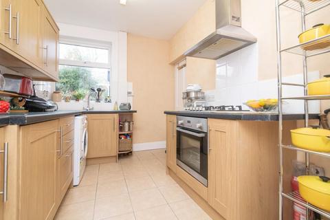 3 Bradbury Road, Solihull, B92 8AE
