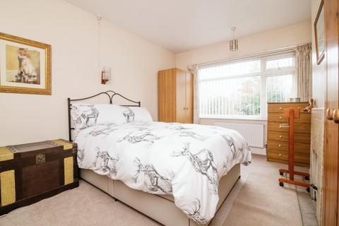 3 Bradbury Road, Solihull, B92 8AE
