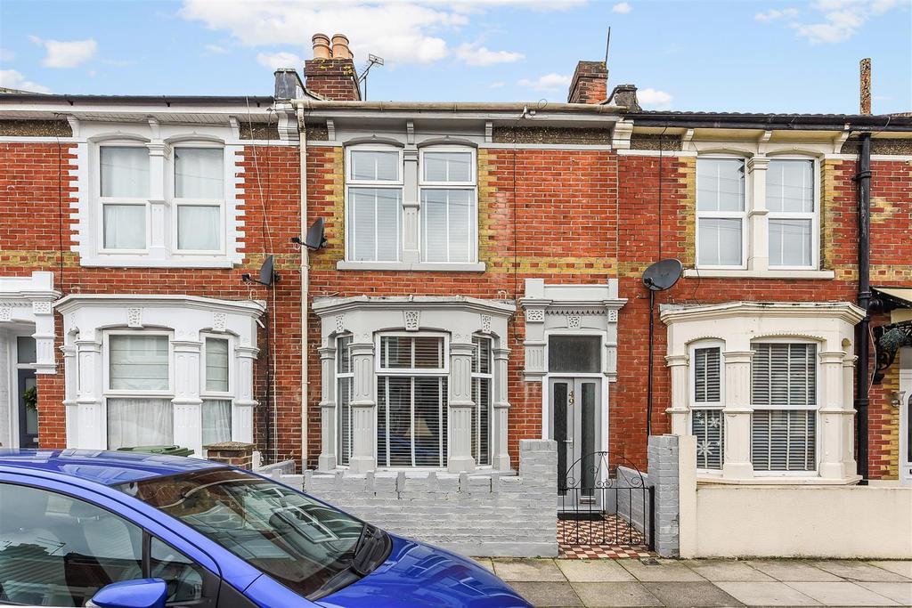 Lynton Grove, Portsmouth 3 bed terraced house £290,000