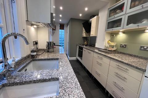 104 Gordon Road, Harborne, Birmingham, B17 9EY