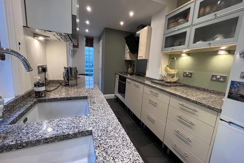 104 Gordon Road, Harborne, Birmingham, B17 9EY