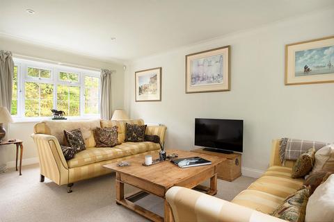 65 Valley Road, Henley-on-thames, RG9 1RL
