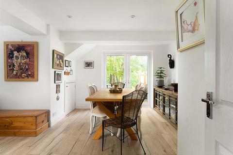 65 Valley Road, Henley-on-thames, RG9 1RL