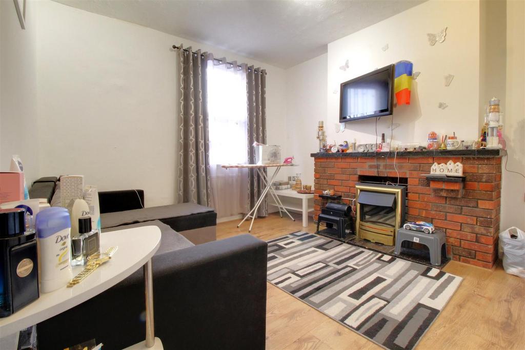 Flat 3