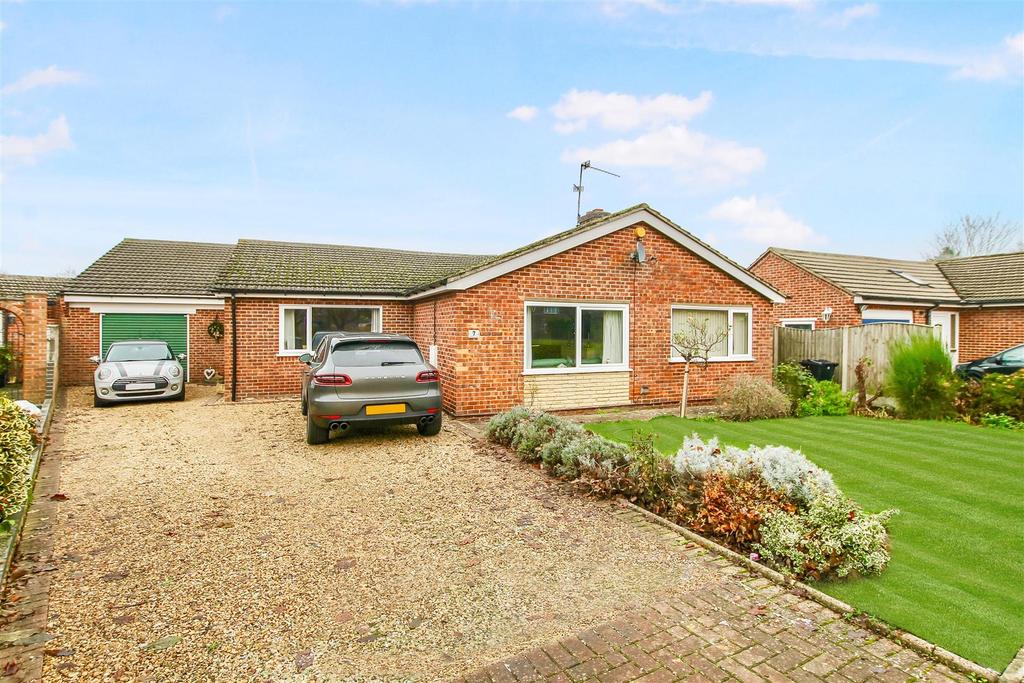 Whattons Close, Sedgebrook, Grantham 3 bed bungalow £375,000