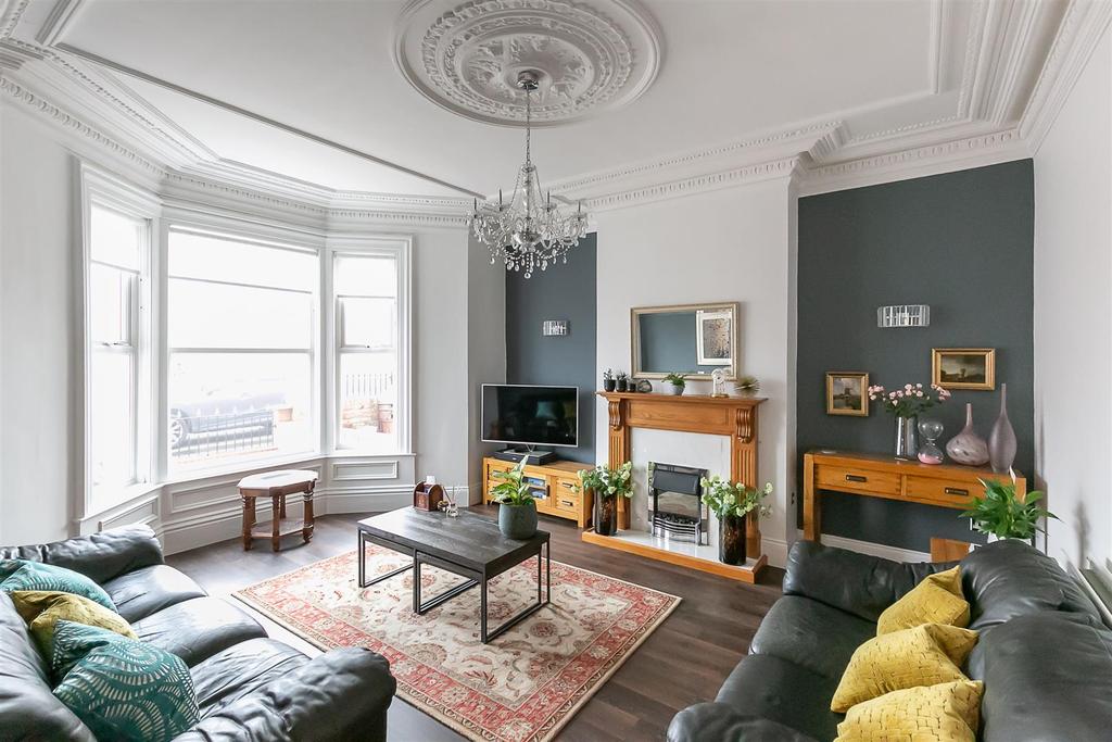 Church Road, Gosforth, Newcastle upon... 6 bed house £500,000