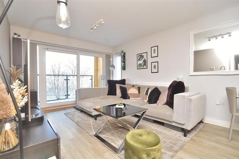2 bedroom apartment for sale - Allwoods Place, Hitchin