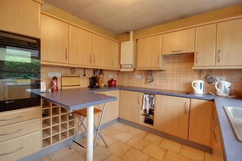 65 Elveley Drive, West Ella, Hull, HU10 7RX