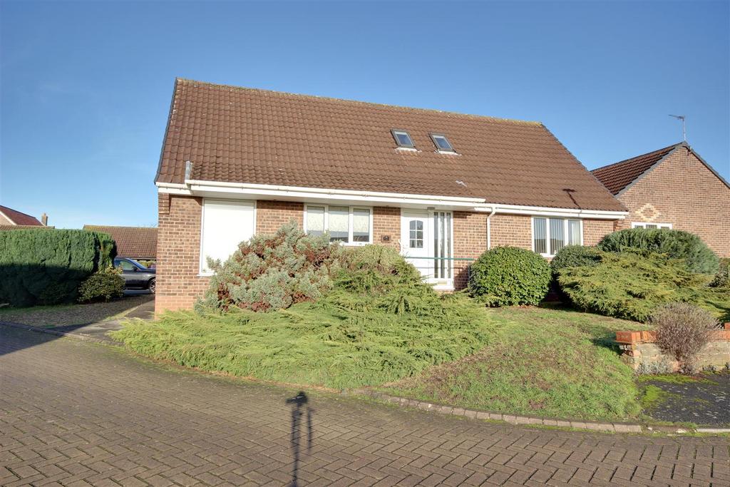 Manor Road, North Cave 3 bed detached bungalow £299,950