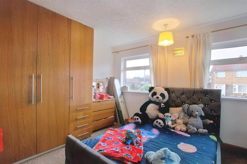 Bedroom 1.jpeg