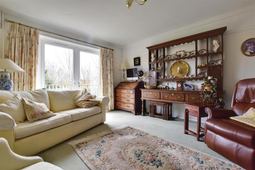 New Cut, Westfield 3 bed detached bungalow £490,000