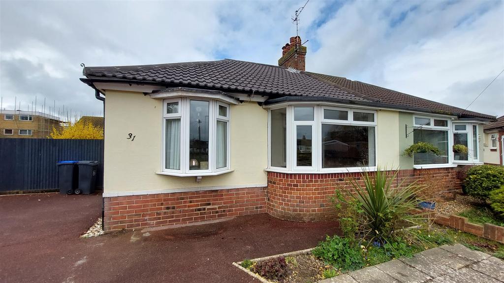 Kingston Close, ShorehamBySea 2 bed semidetached bungalow £350,000