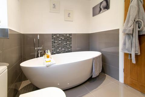 65 Bulcote Drive, Burton Joyce, Nottingham, NG14 5AZ