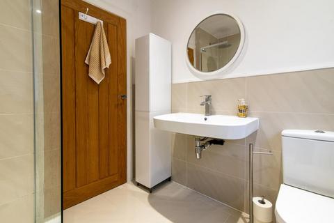 65 Bulcote Drive, Burton Joyce, Nottingham, NG14 5AZ