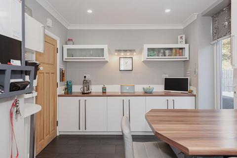 35 The Spinney, Epsom, KT18 5QX