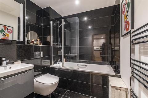 1 bedroom apartment for sale - 57 - 59 South Street, Epsom