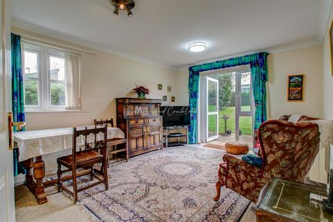 2 bedroom retirement property for sale - Pritchard Court, Cardiff Road, Llandaff, Cardiff