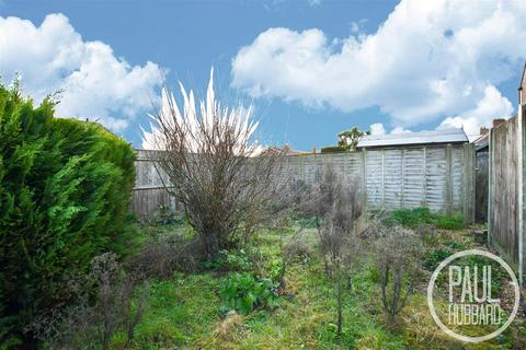 2 bedroom semi-detached house for sale - Florence Road, Pakefield, NR33