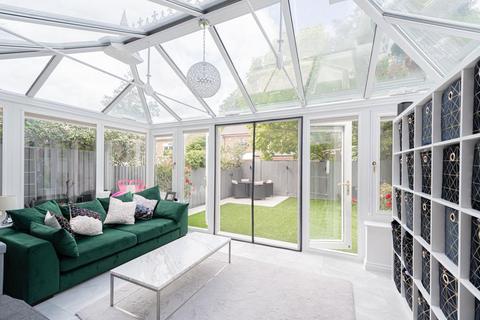 50 Horton Crescent, Epsom, KT19 8AA