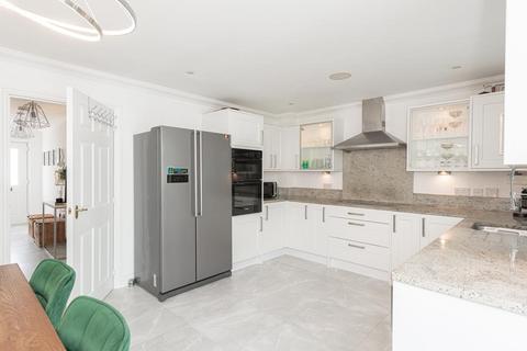 50 Horton Crescent, Epsom, KT19 8AA