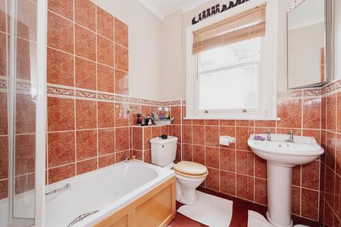 15 Burgh Heath Road, Epsom, KT17 4LP