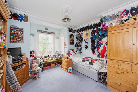 15 Burgh Heath Road, Epsom, KT17 4LP