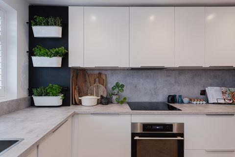12b West Hill, Epsom, KT19 8HR