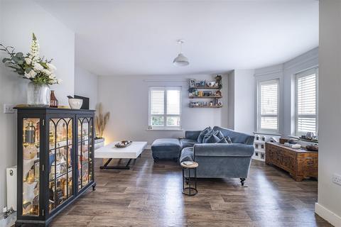 1, Granton Court Miller Place, Epsom, KT19 8GS