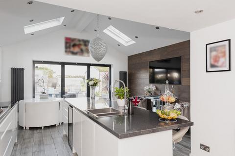 40 Timbercroft, Epsom, KT19 0TF