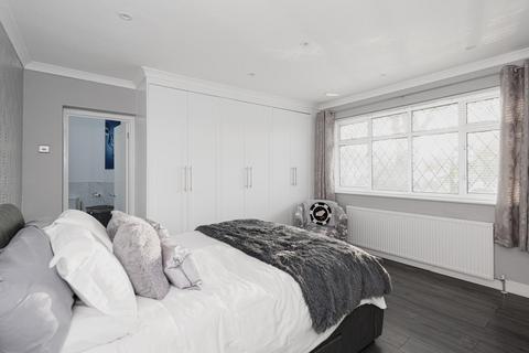 40 Timbercroft, Epsom, KT19 0TF