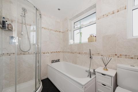 40 Timbercroft, Epsom, KT19 0TF