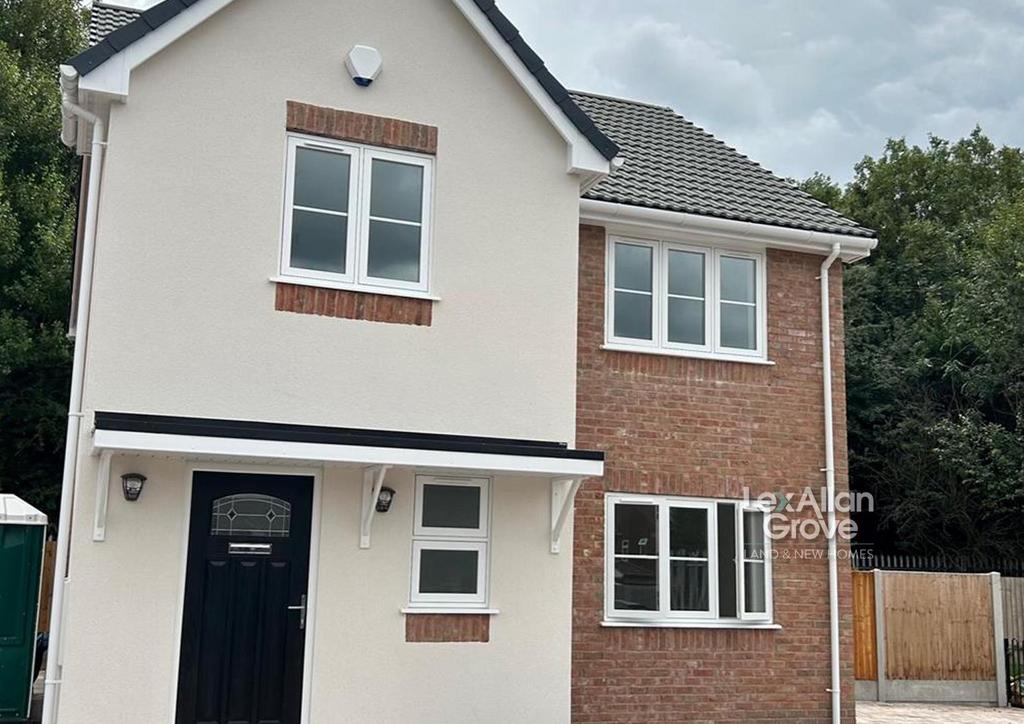 Nanaimo Way, Kingswinford 4 bed detached house £360,000