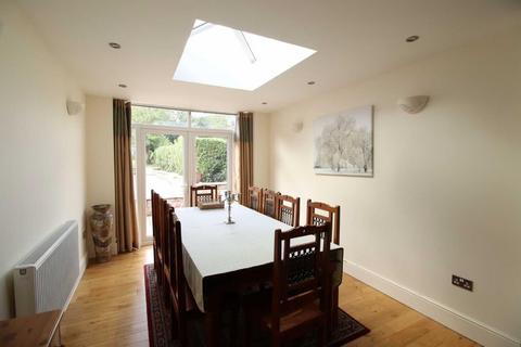 17 Beech Road, Monmouth, NP25 5DA