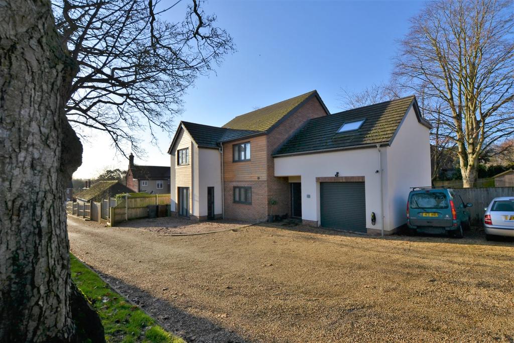 Sycamore Drive, Fakenham 6 bed detached house £585,000