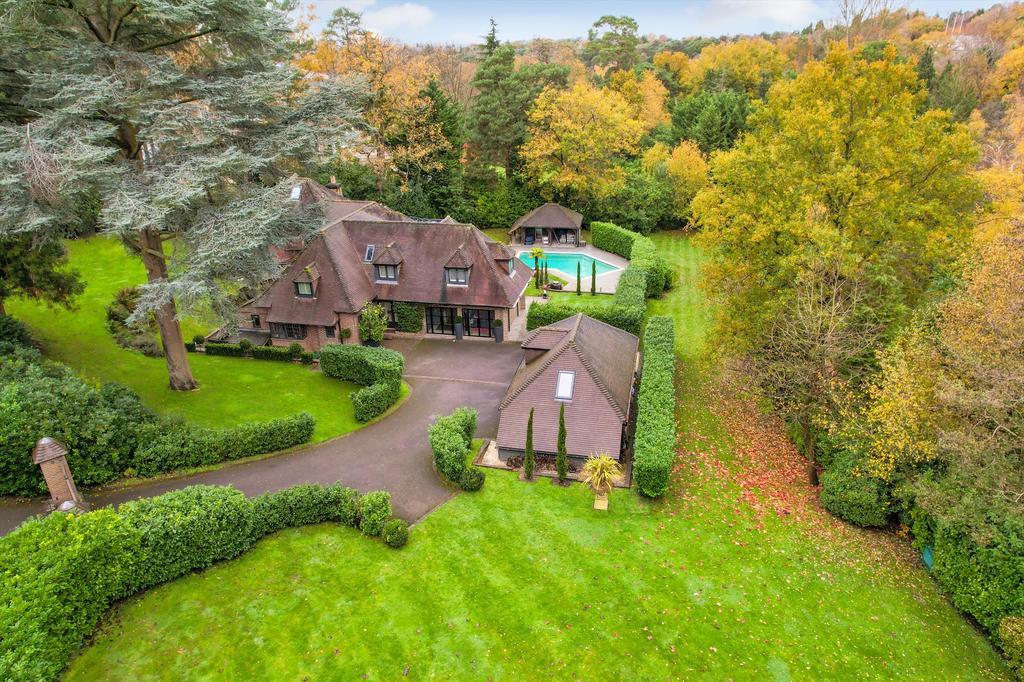 Yaffle Road, Weybridge, Surrey, KT13 5 bed detached house for sale £3,750,000