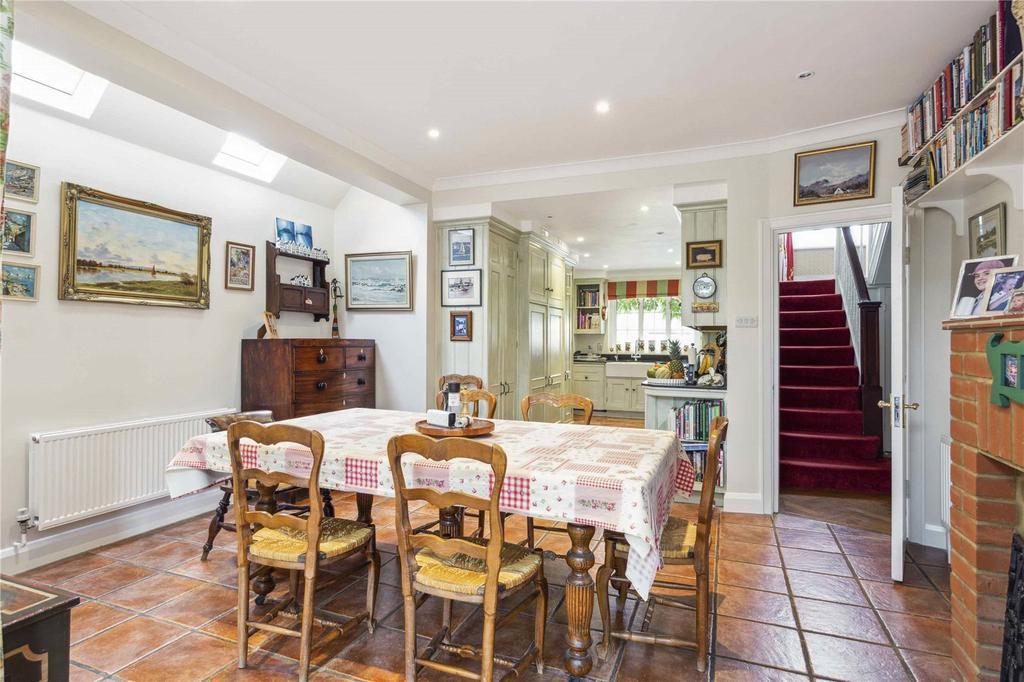 Breakfast Room