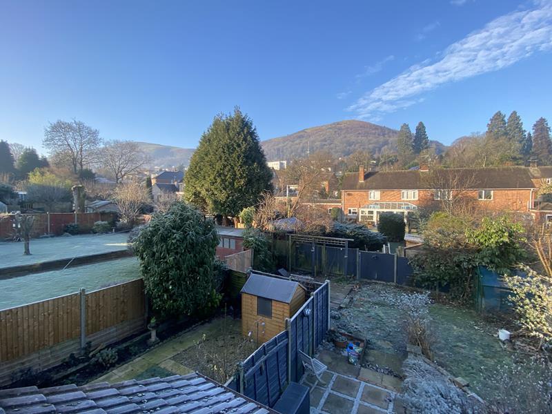 Hanley, Davenham Close, Malvern, WR14... 3 bed semidetached house £