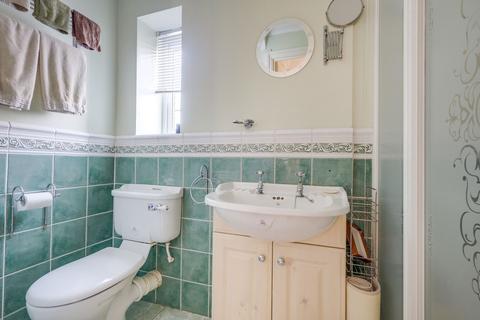 18 Curlew Crescent, Basildon, SS16 5HR